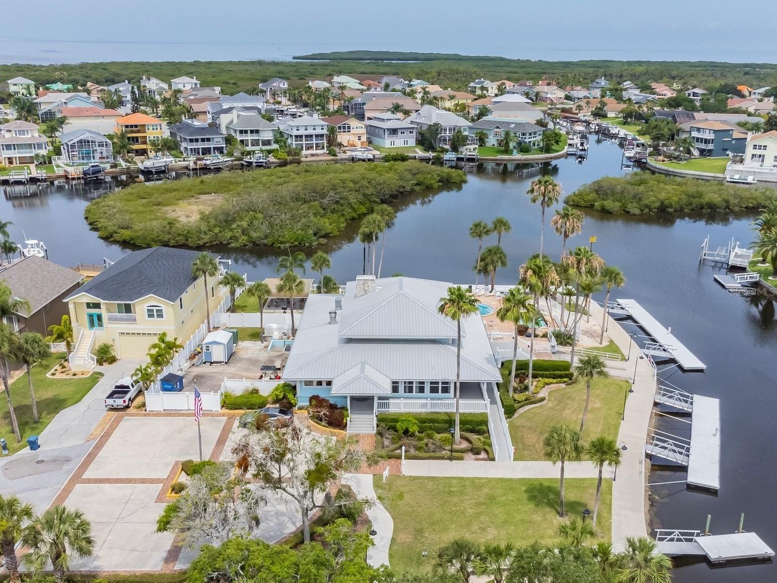 6241 BAYSIDE DR, NEW PORT RICHEY, FL, 34652