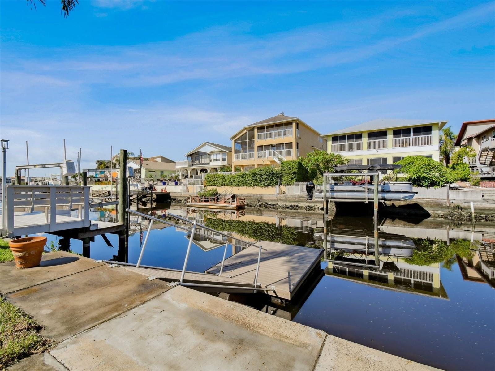 6241 BAYSIDE DR, NEW PORT RICHEY, FL, 34652