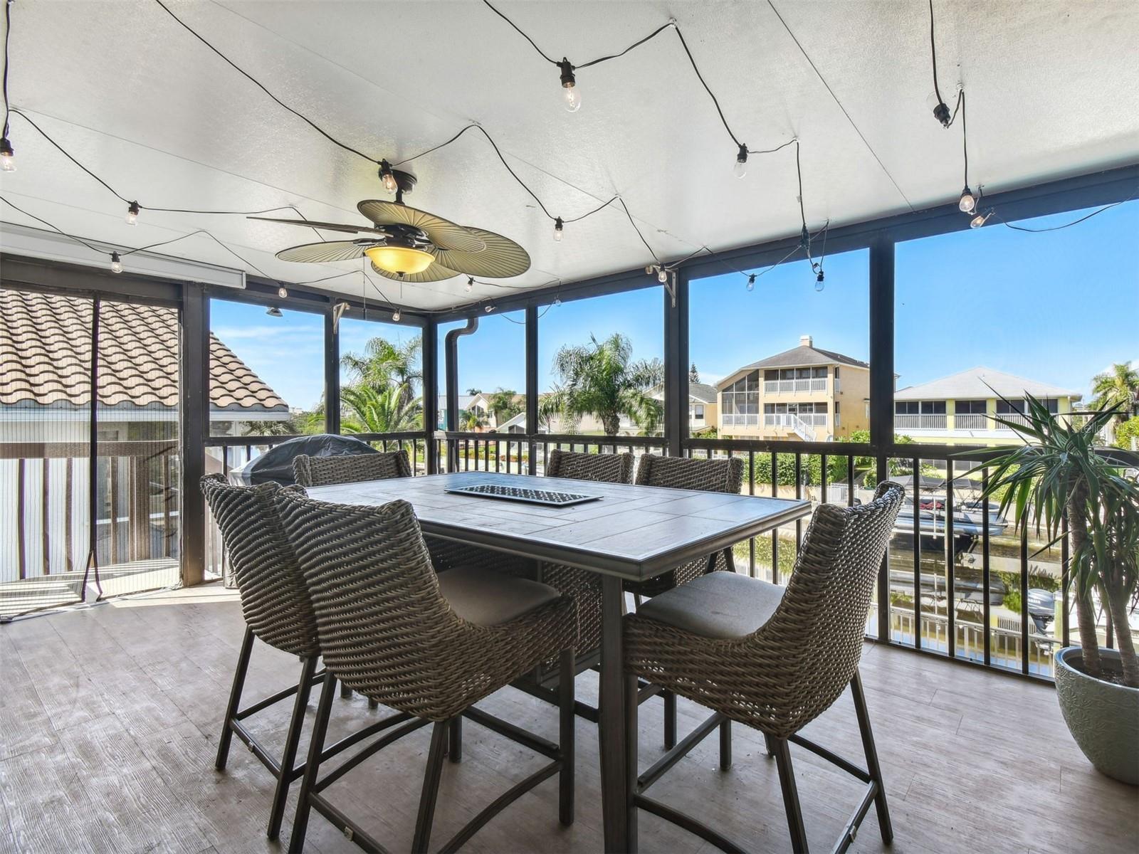 6241 BAYSIDE DR, NEW PORT RICHEY, FL, 34652