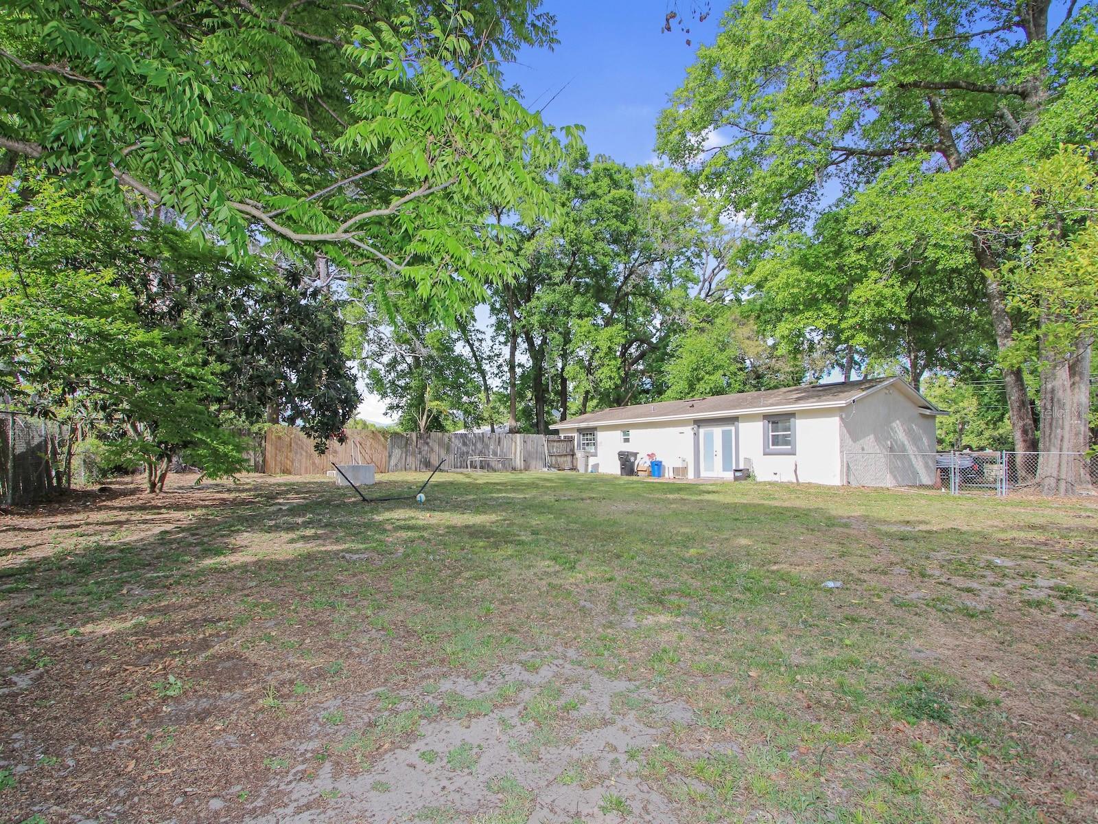 942 HAAS AVE, APOPKA, FL, 32703