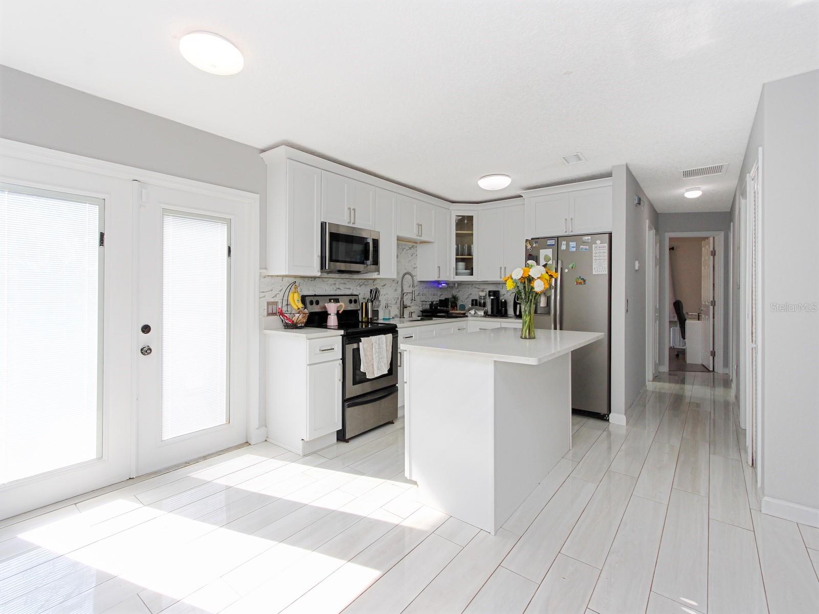 942 HAAS AVE, APOPKA, FL, 32703