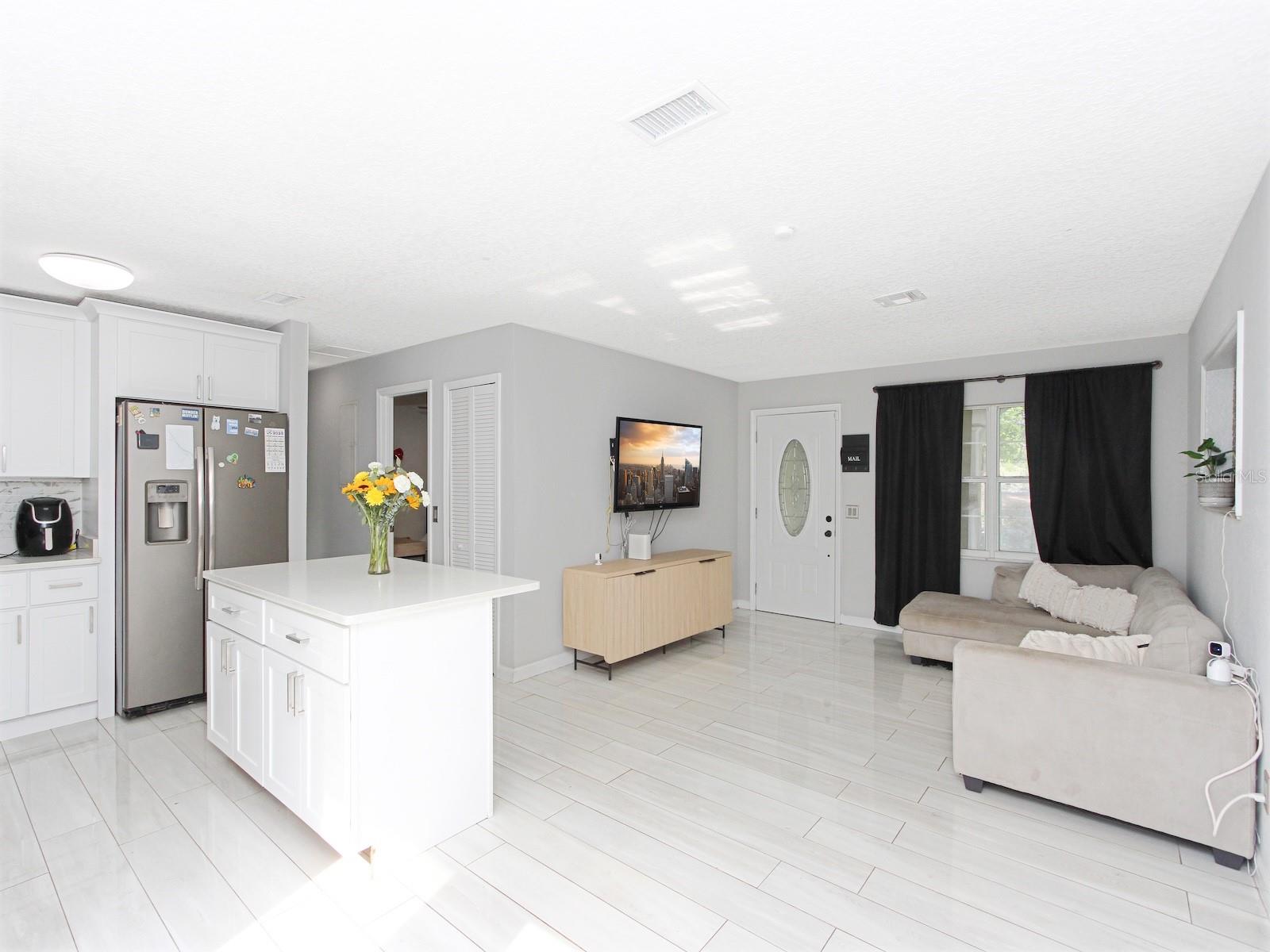 942 HAAS AVE, APOPKA, FL, 32703