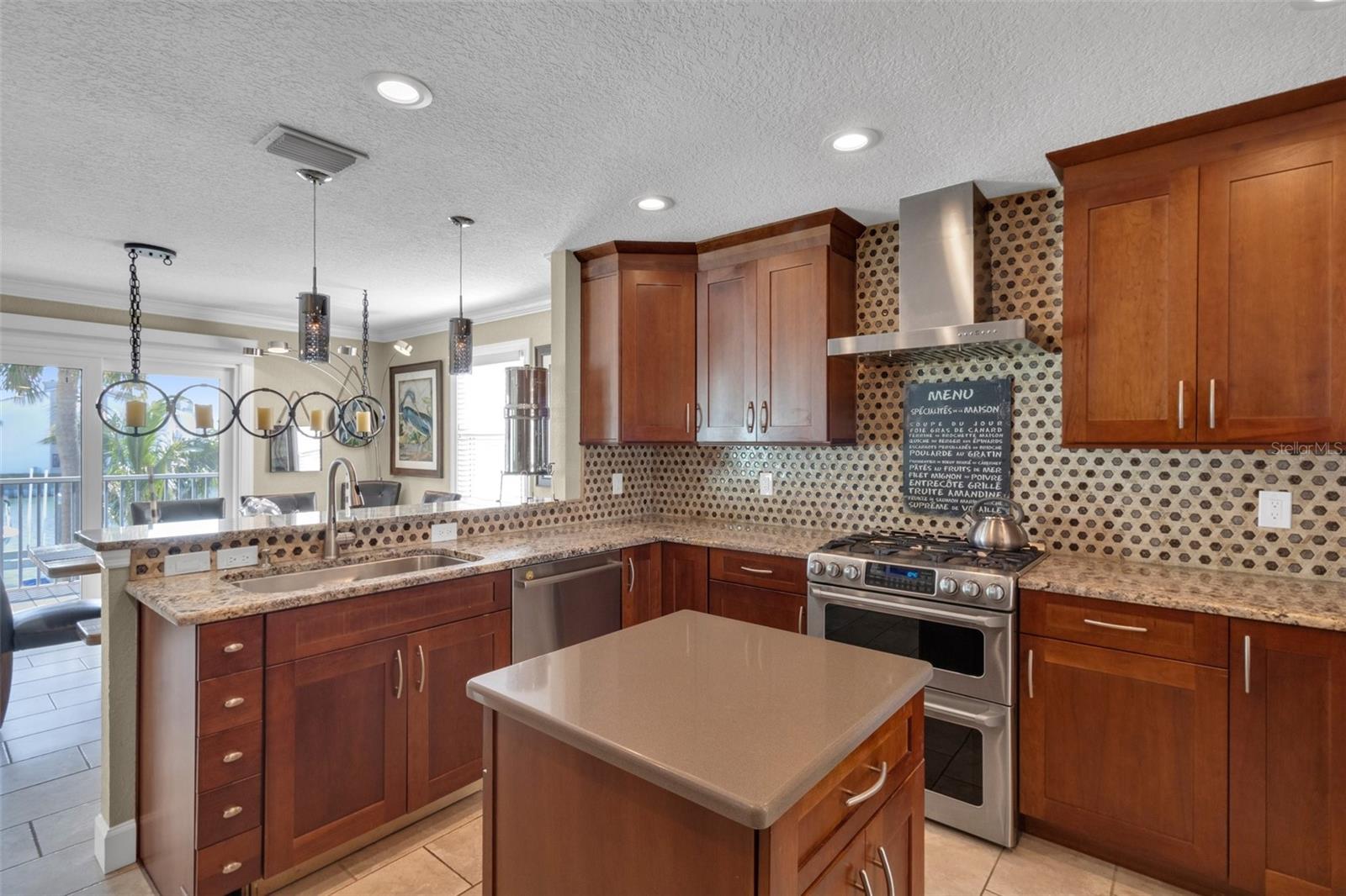 12312 LAGOON LN, TREASURE ISLAND, FL, 33706