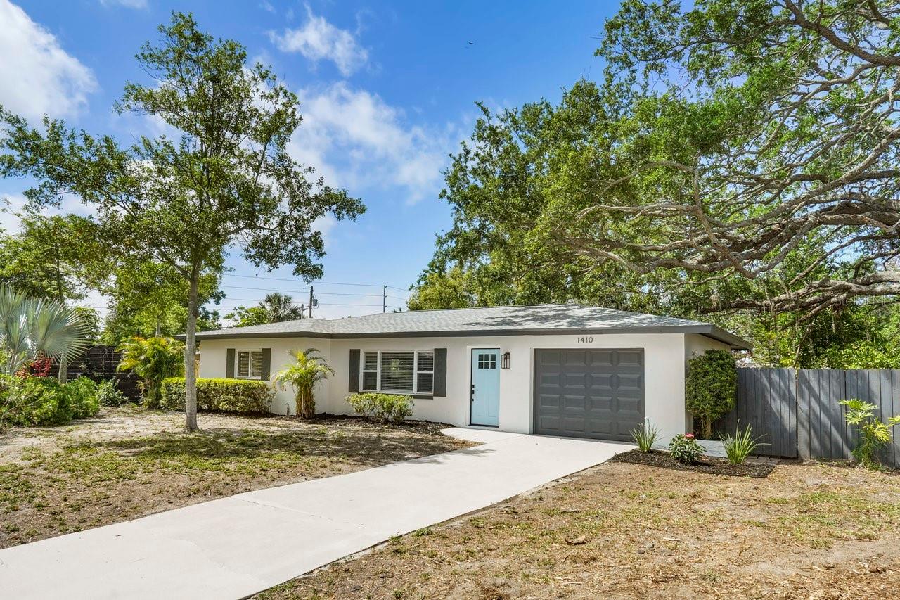 1410 SAN CHARLES DR, DUNEDIN, FL, 34698