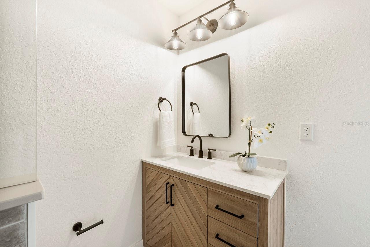 1410 SAN CHARLES DR, DUNEDIN, FL, 34698