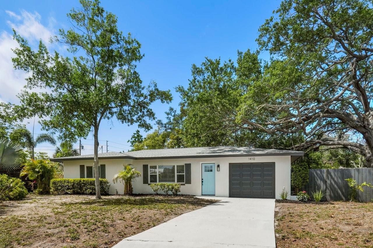 1410 SAN CHARLES DR, DUNEDIN, FL, 34698