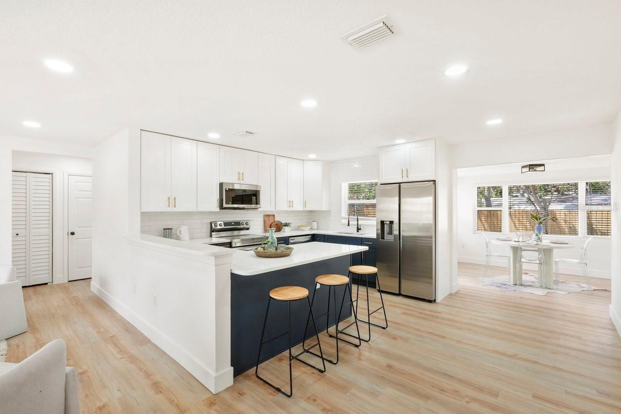 1410 SAN CHARLES DR, DUNEDIN, FL, 34698