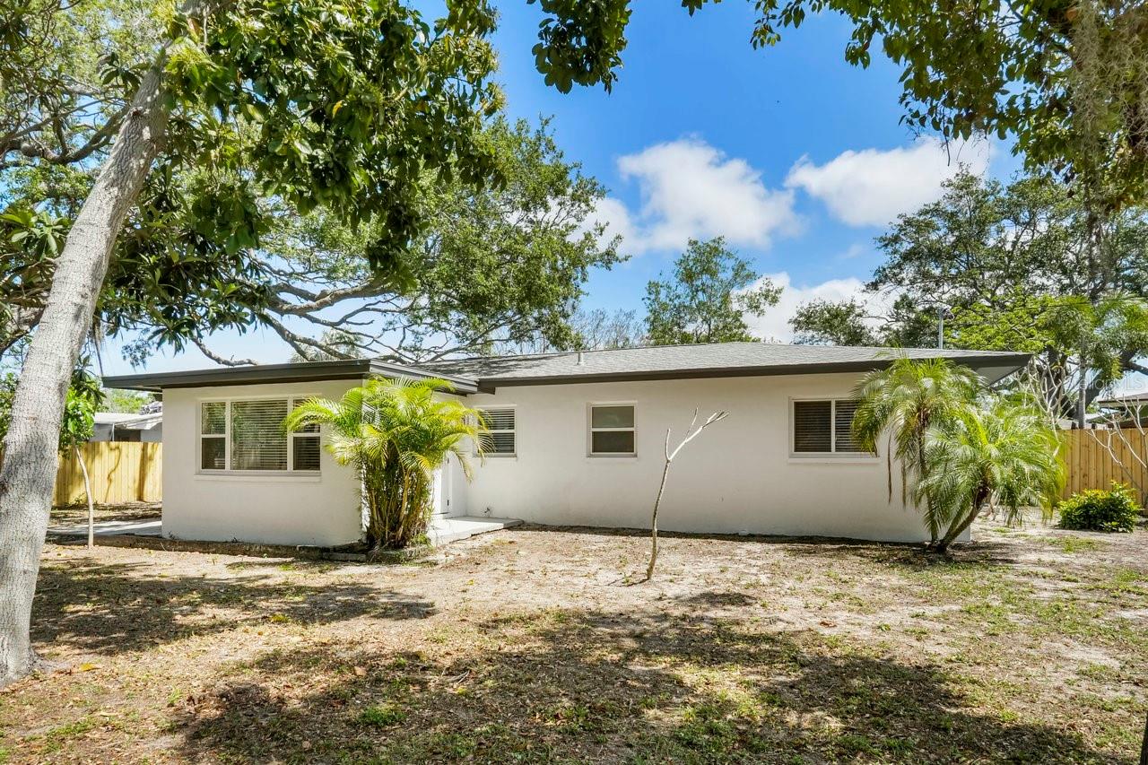 1410 SAN CHARLES DR, DUNEDIN, FL, 34698