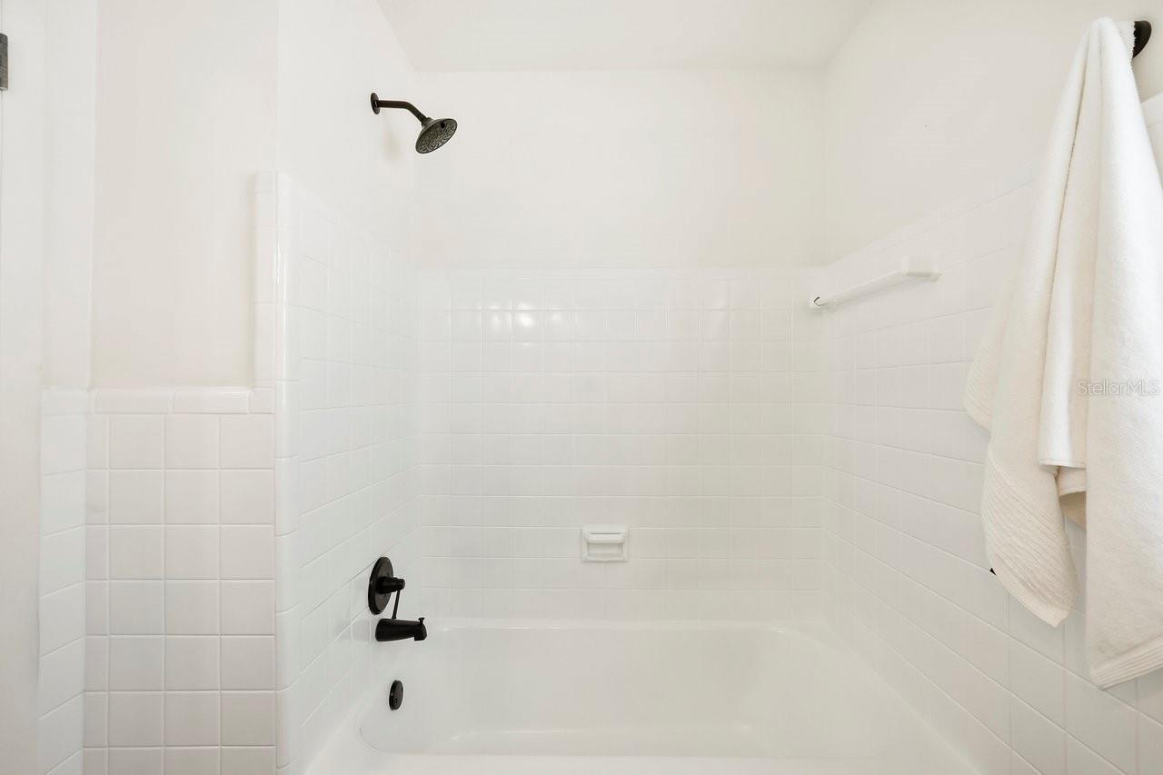 1410 SAN CHARLES DR, DUNEDIN, FL, 34698