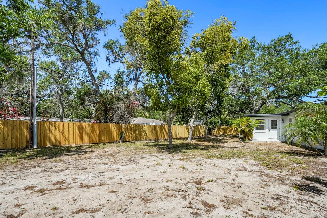 1410 SAN CHARLES DR, DUNEDIN, FL, 34698