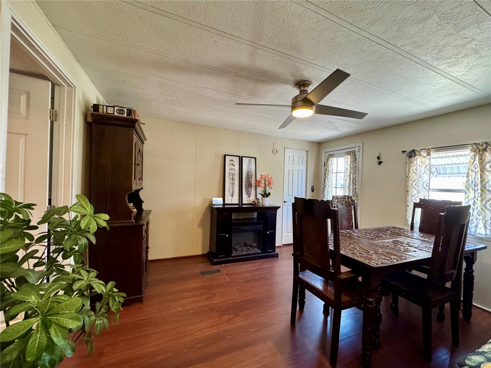 8180 61ST LN N, PINELLAS PARK, FL, 33781