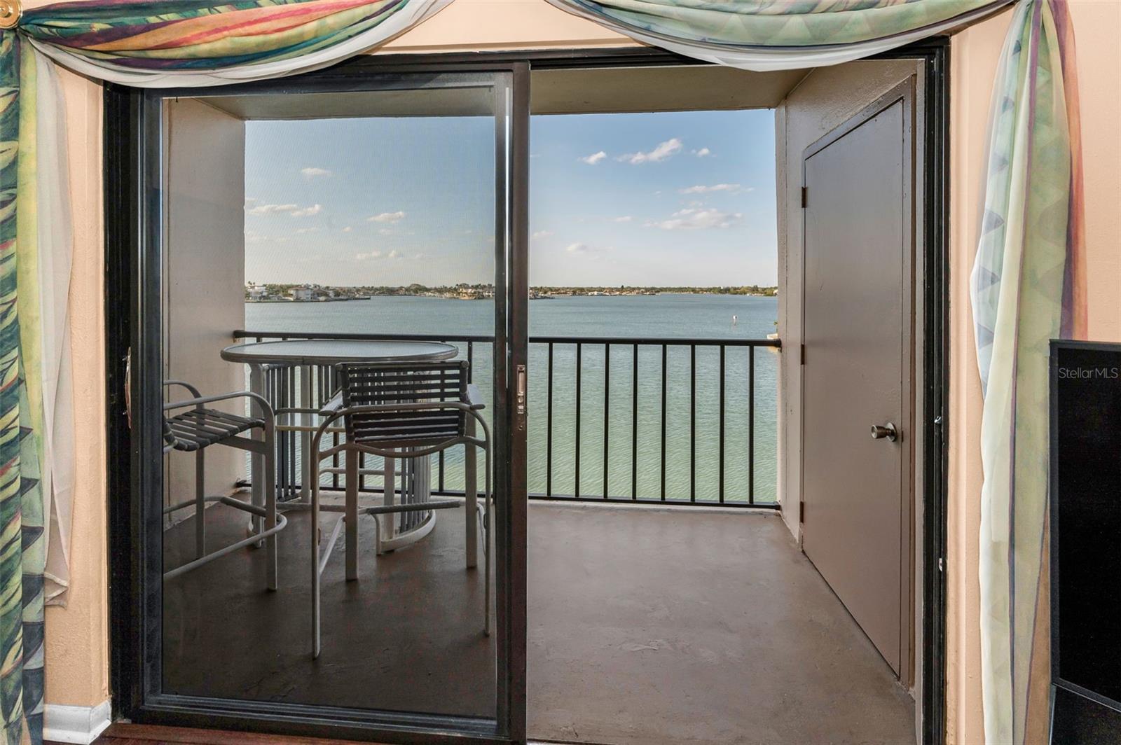 7700 SUN ISLAND DR S #404, SOUTH PASADENA, FL, 33707