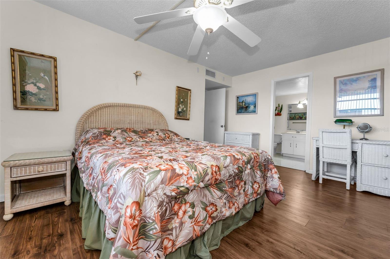 7700 SUN ISLAND DR S #404, SOUTH PASADENA, FL, 33707