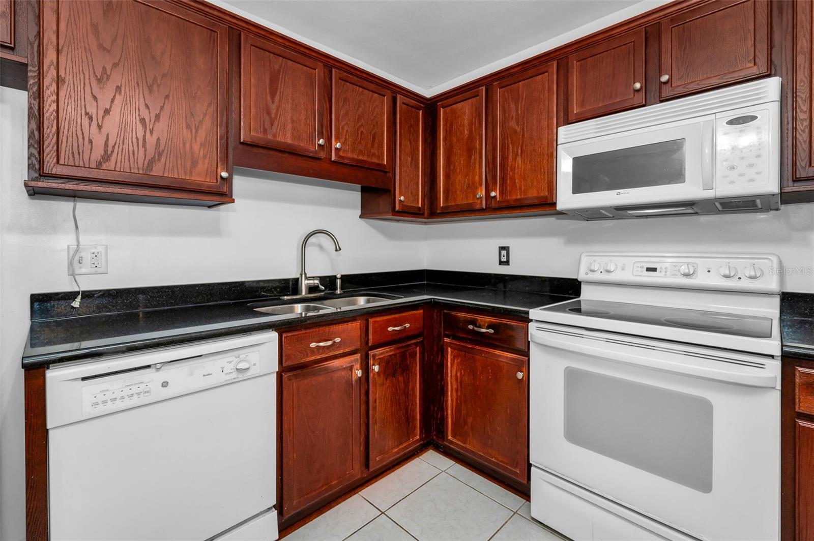 7700 SUN ISLAND DR S #404, SOUTH PASADENA, FL, 33707