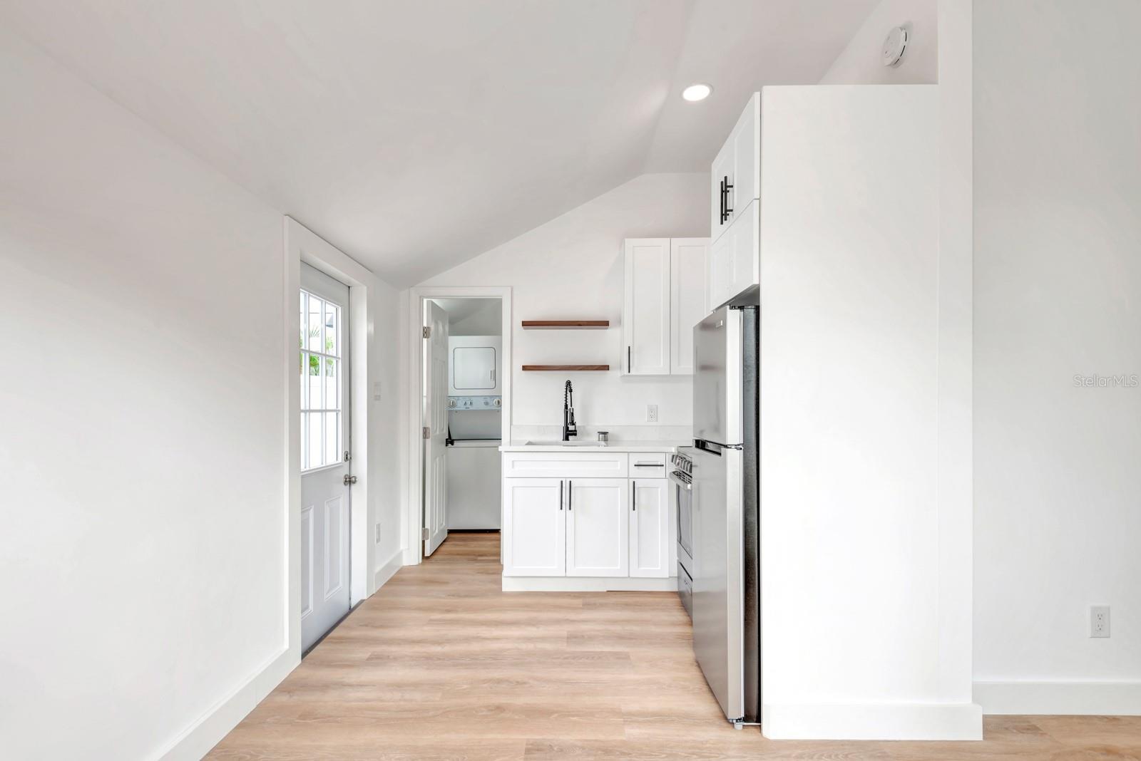 1508 27TH AVE N, ST PETERSBURG, FL, 33704