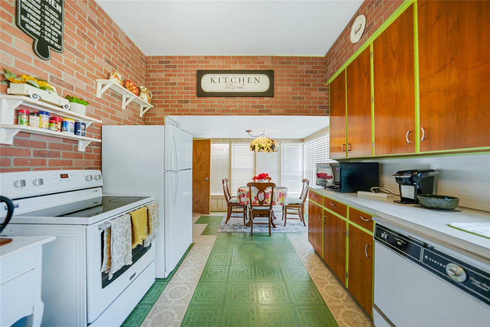 208 S 11TH AVE, WAUCHULA, FL, 33873