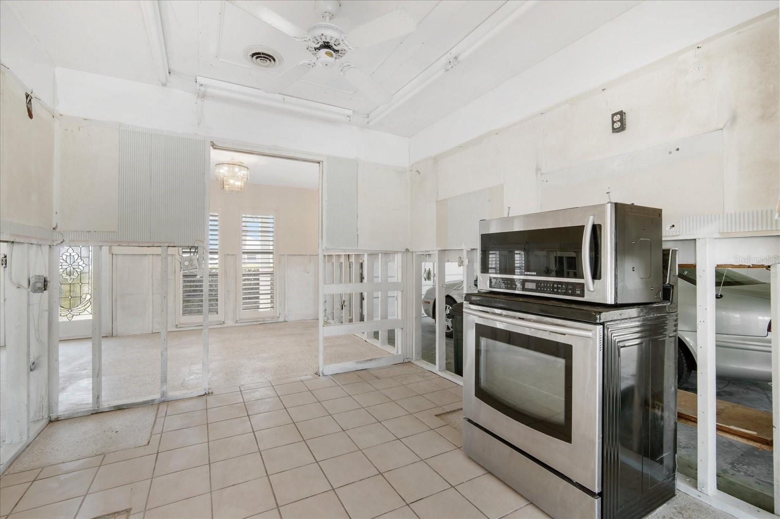 516 71ST ST, HOLMES BEACH, FL, 34217