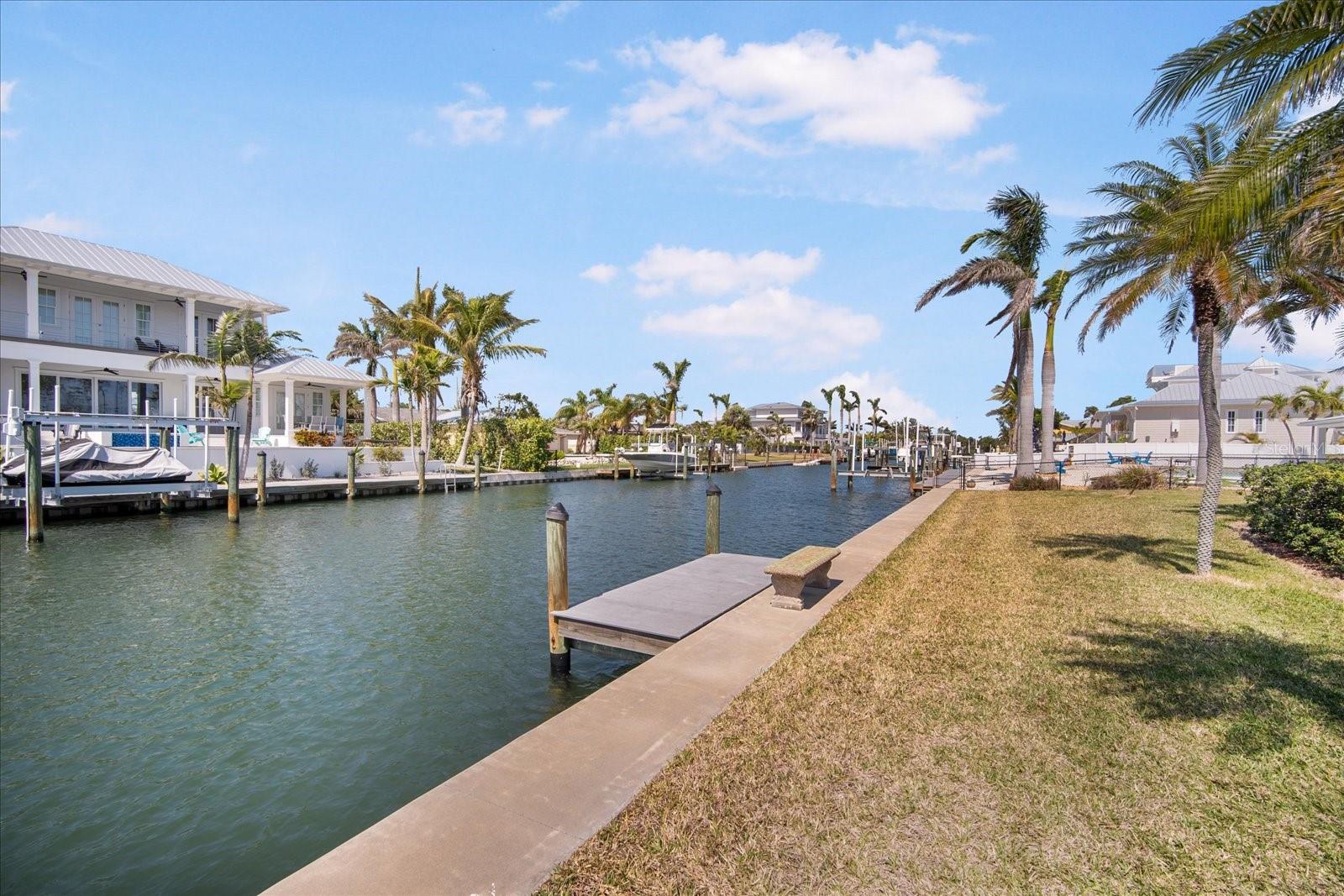 516 71ST ST, HOLMES BEACH, FL, 34217