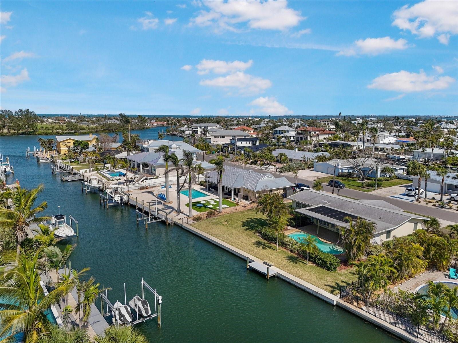 516 71ST ST, HOLMES BEACH, FL, 34217