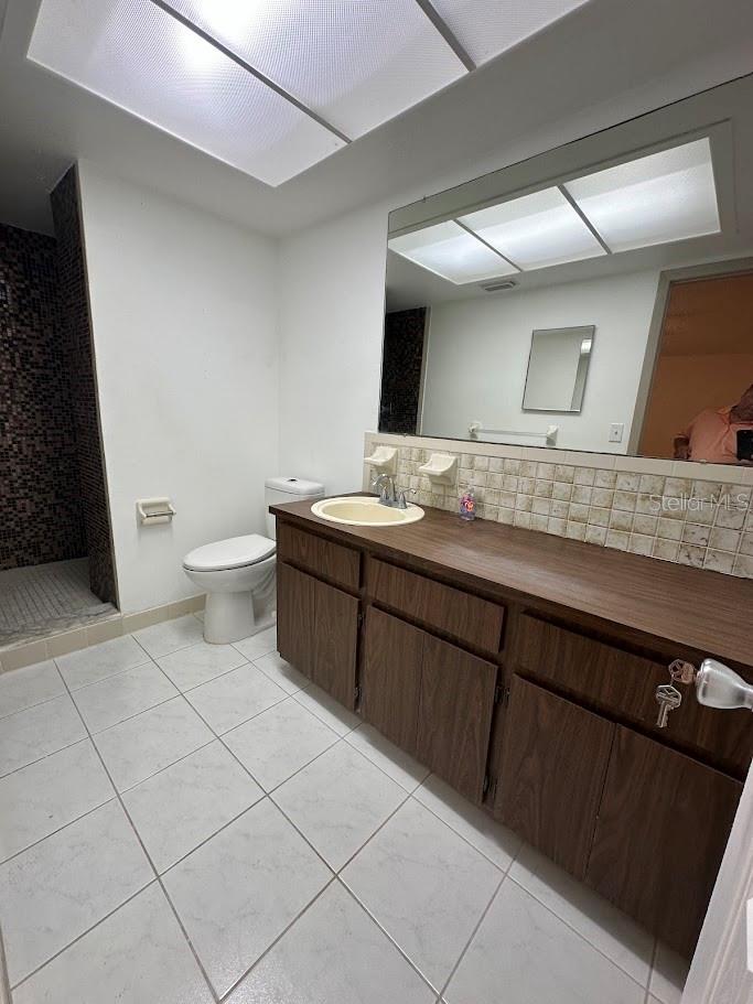 2070 59TH ST N, CLEARWATER, FL, 33760