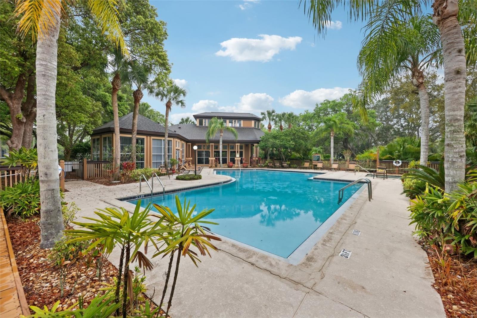 490 N PIN OAK PL #112, LONGWOOD, FL, 32779