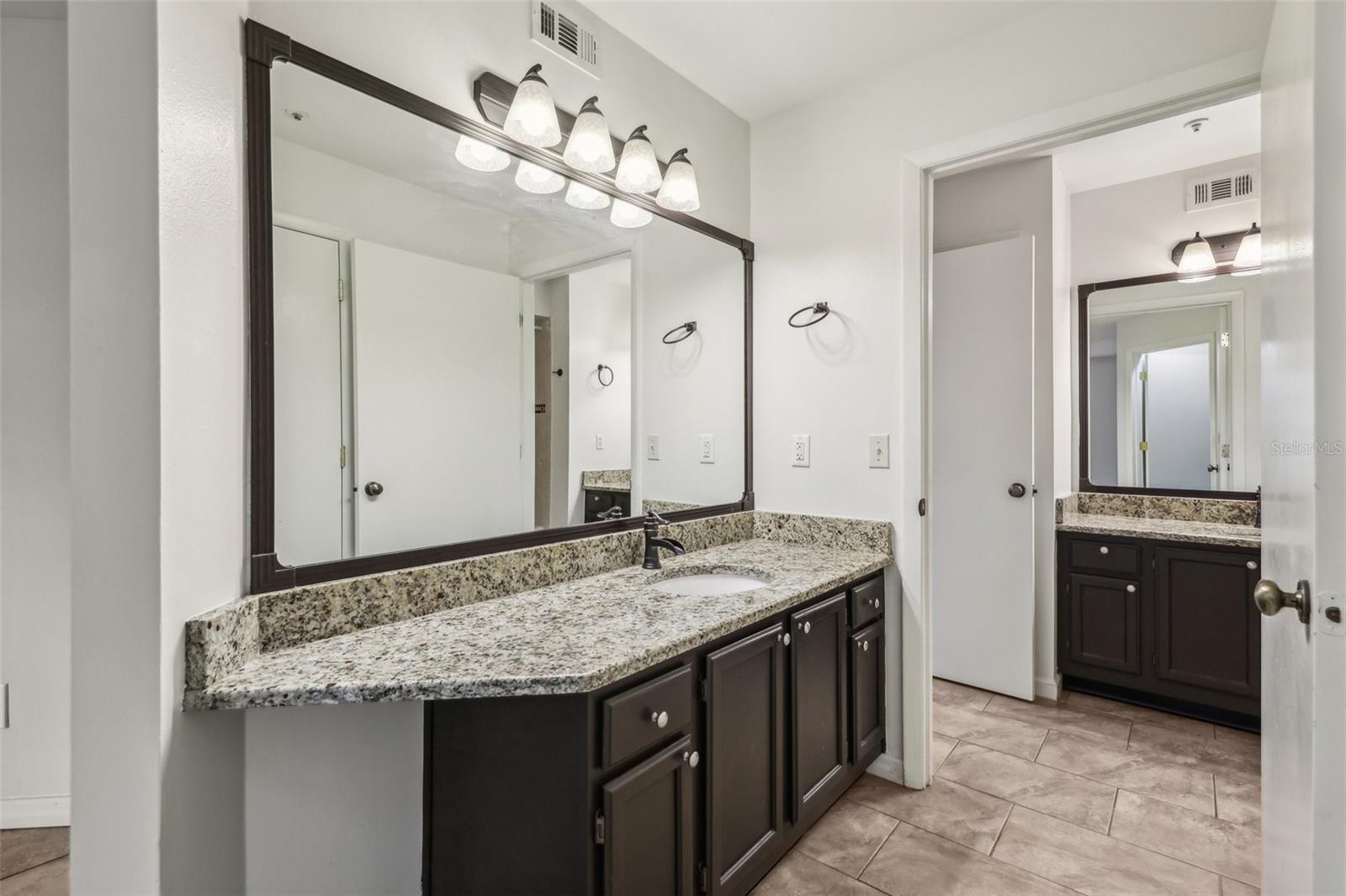 490 N PIN OAK PL #112, LONGWOOD, FL, 32779