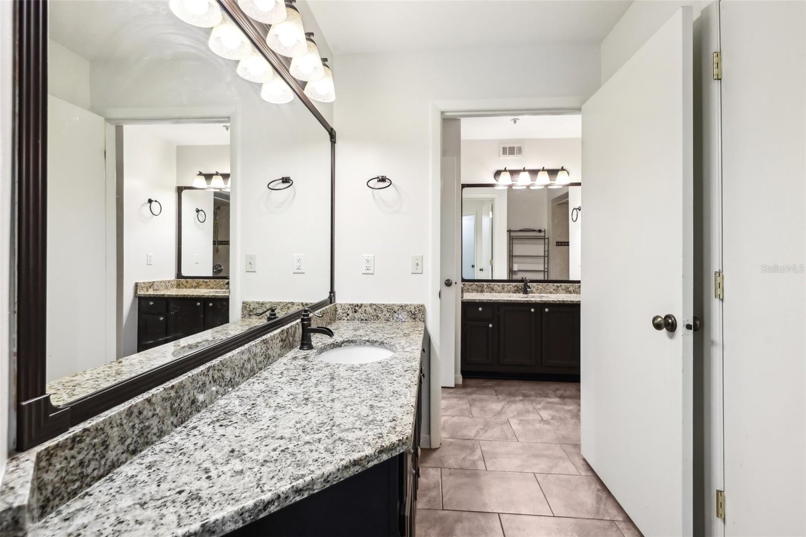 490 N PIN OAK PL #112, LONGWOOD, FL, 32779