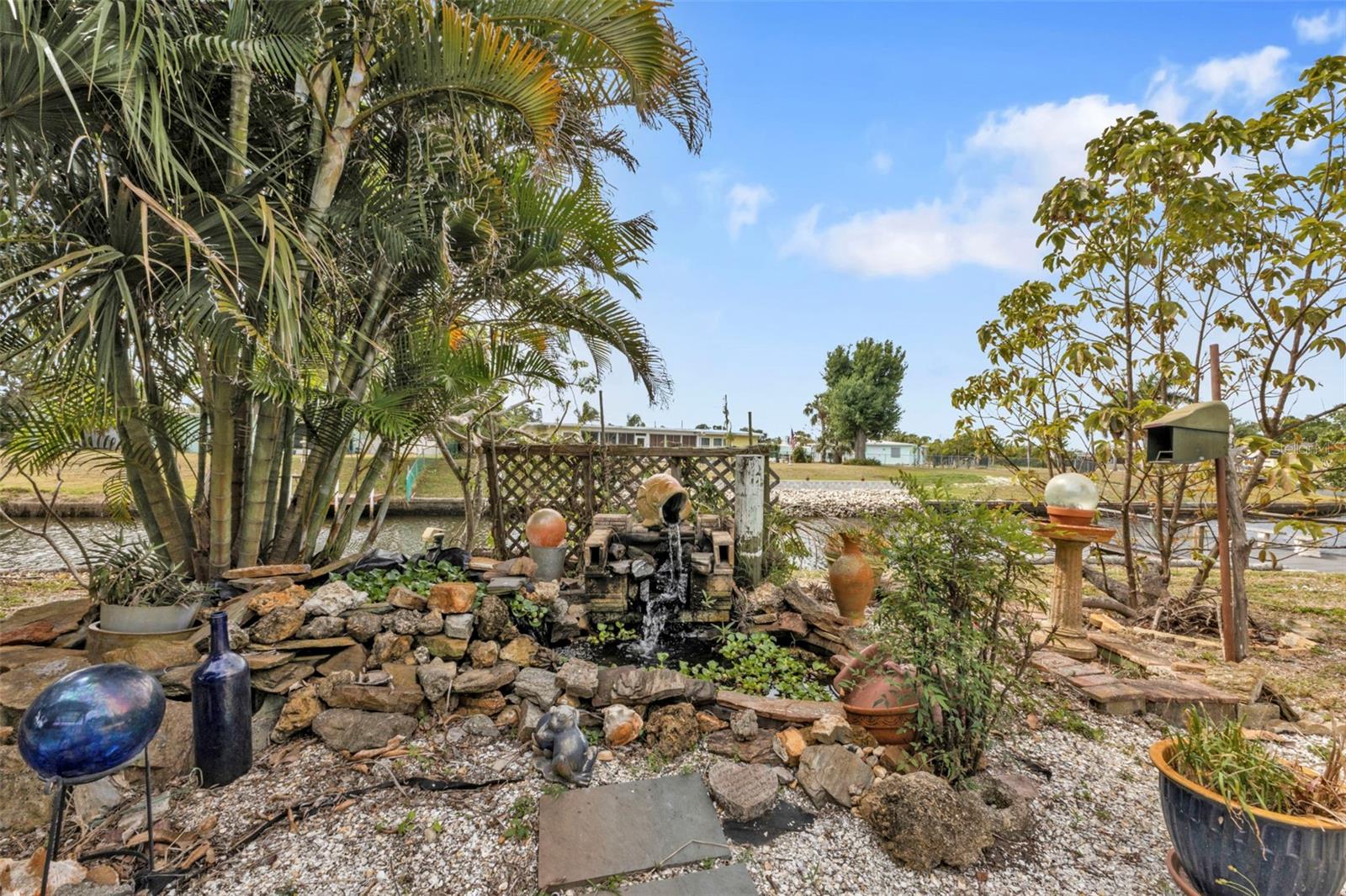 103 CURTIS TER NE, PORT CHARLOTTE, FL, 33952