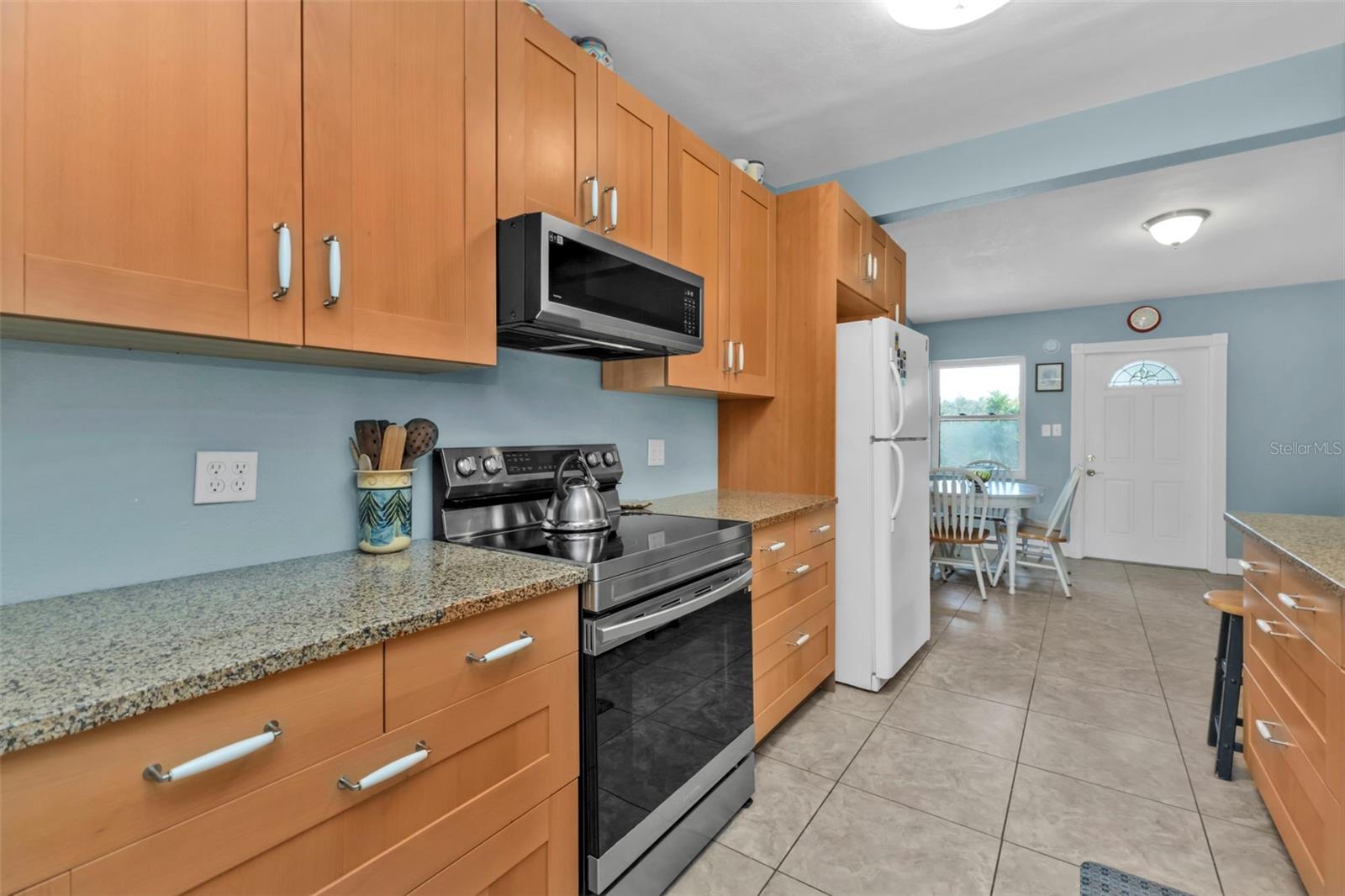 103 CURTIS TER NE, PORT CHARLOTTE, FL, 33952