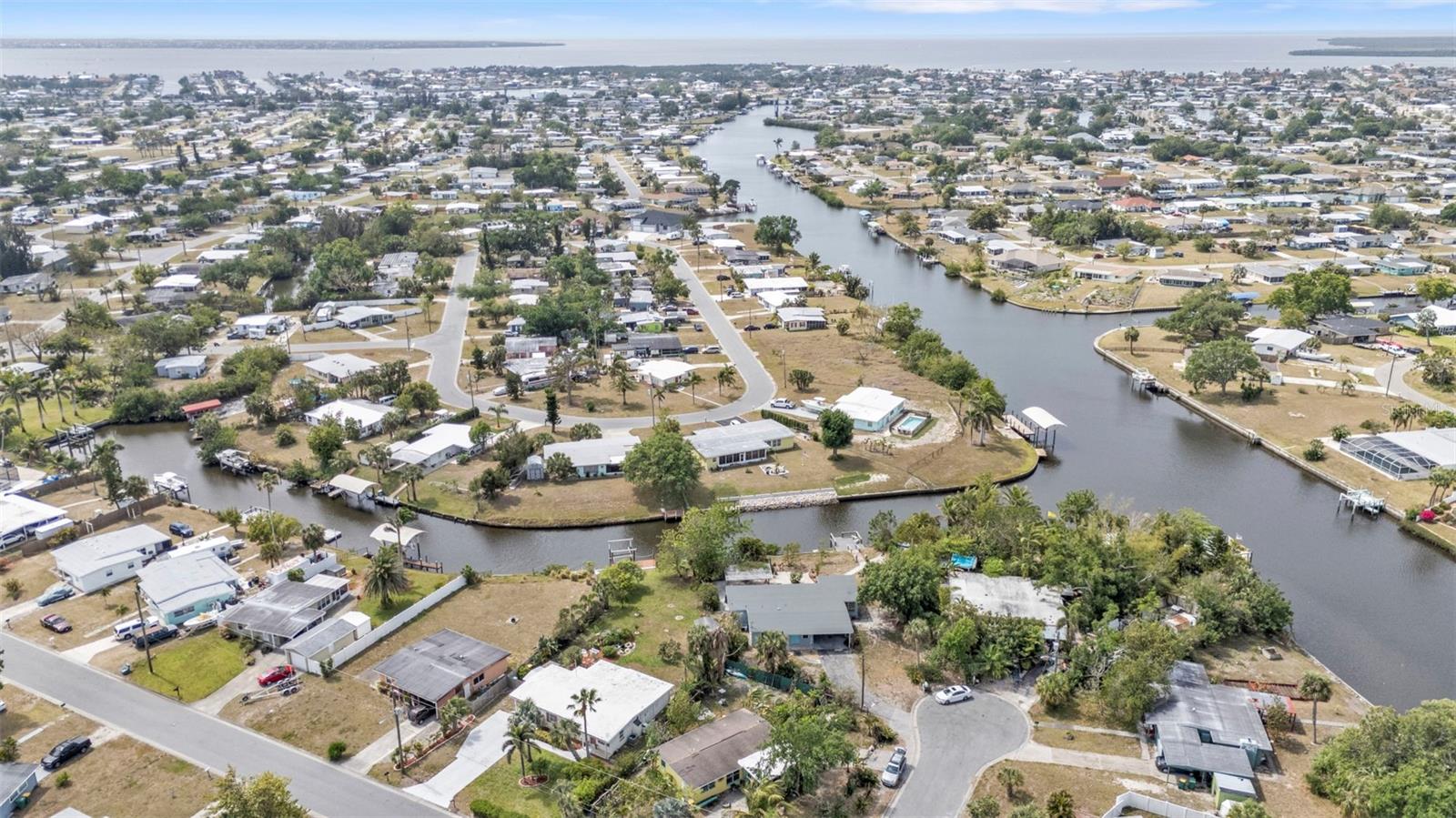 103 CURTIS TER NE, PORT CHARLOTTE, FL, 33952