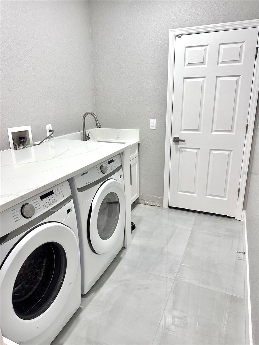 2049 MARSH HAWK DRIVE, ORLANDO, FL, 32837