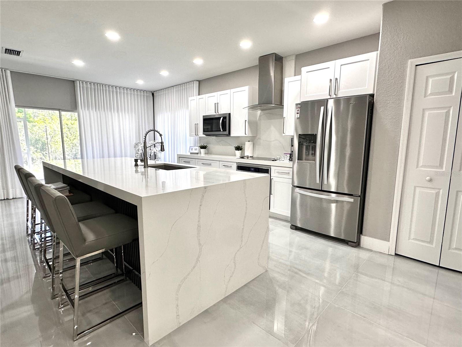 2049 MARSH HAWK DRIVE, ORLANDO, FL, 32837