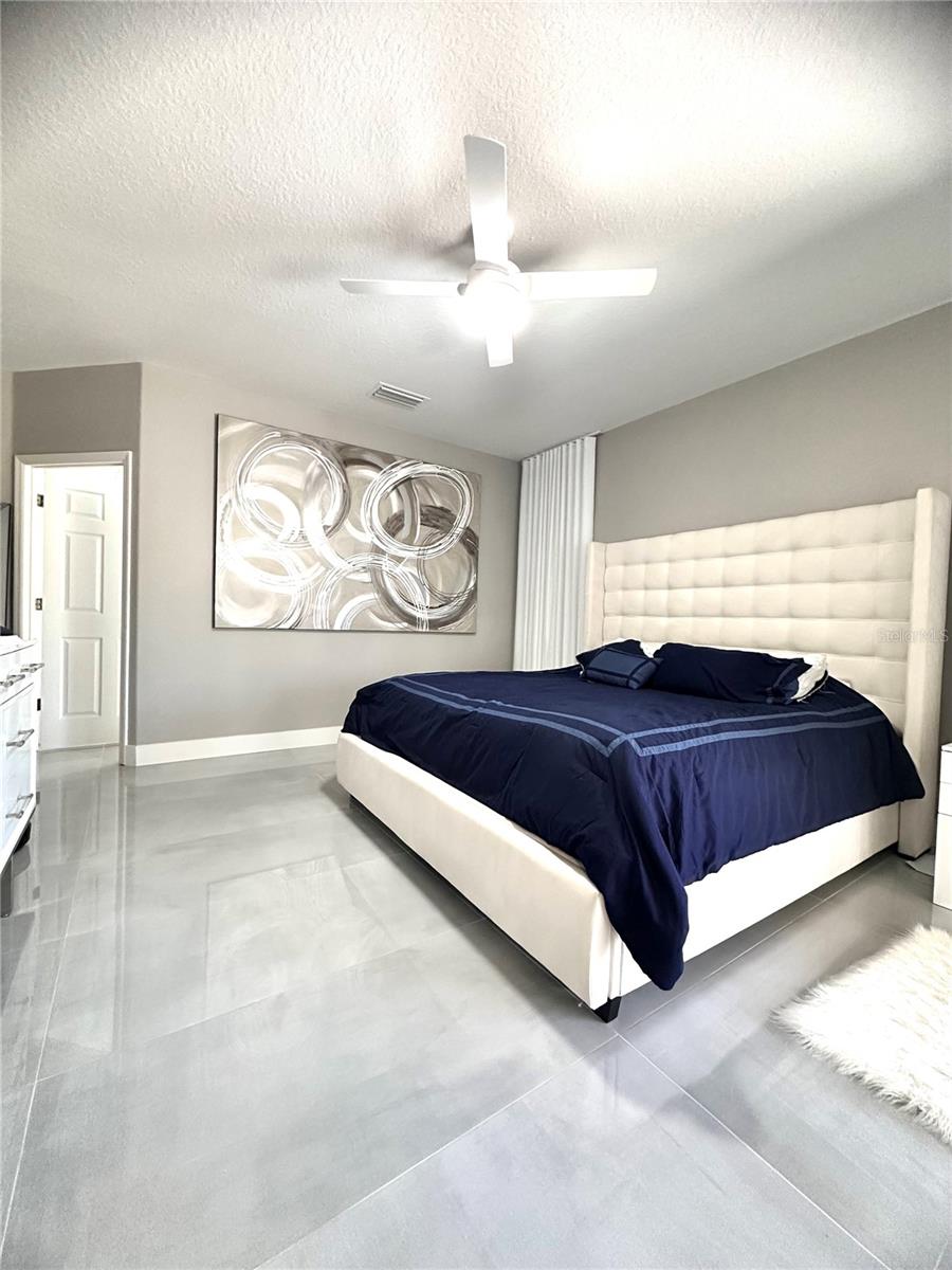 2049 MARSH HAWK DRIVE, ORLANDO, FL, 32837