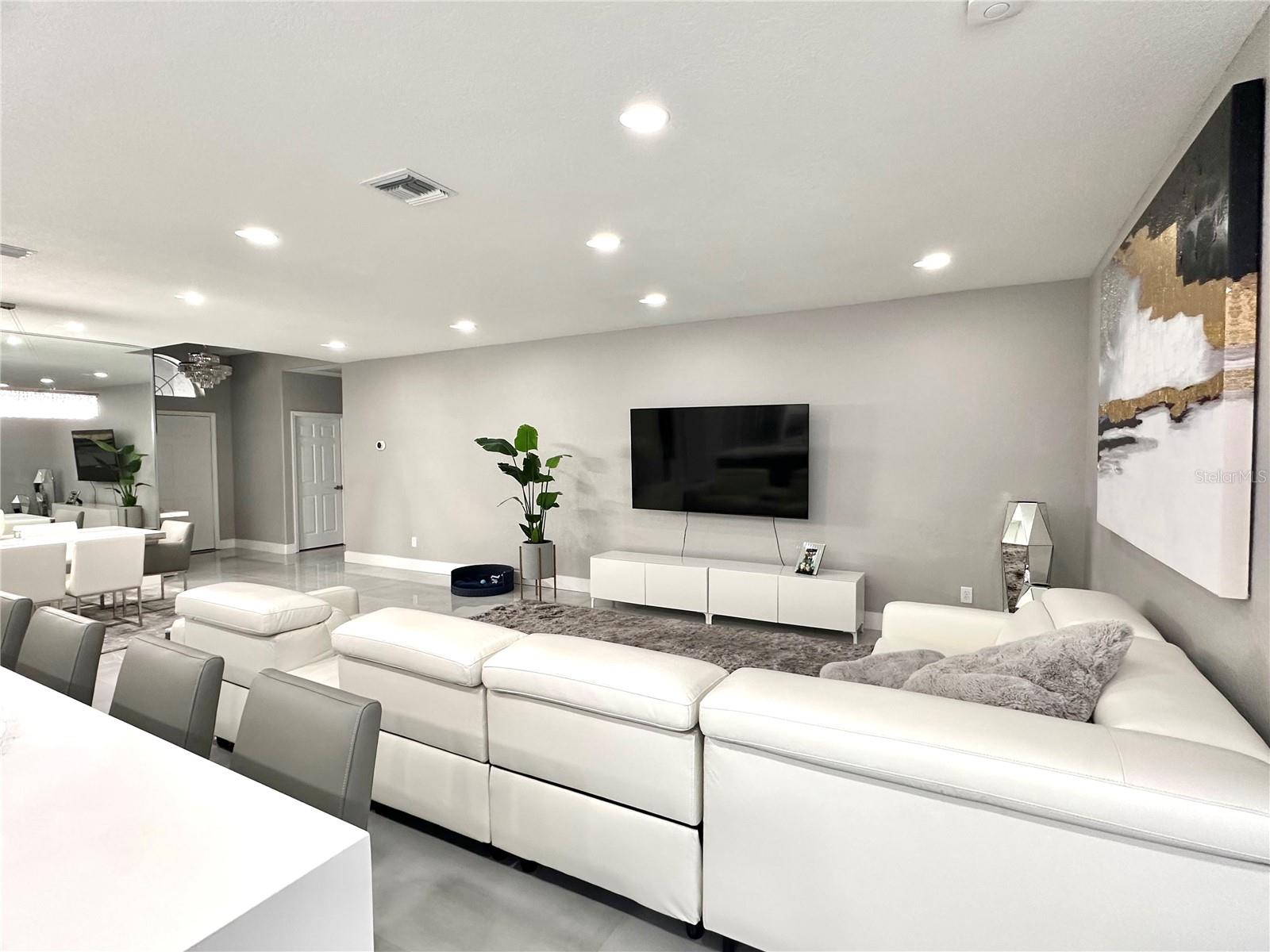2049 MARSH HAWK DRIVE, ORLANDO, FL, 32837