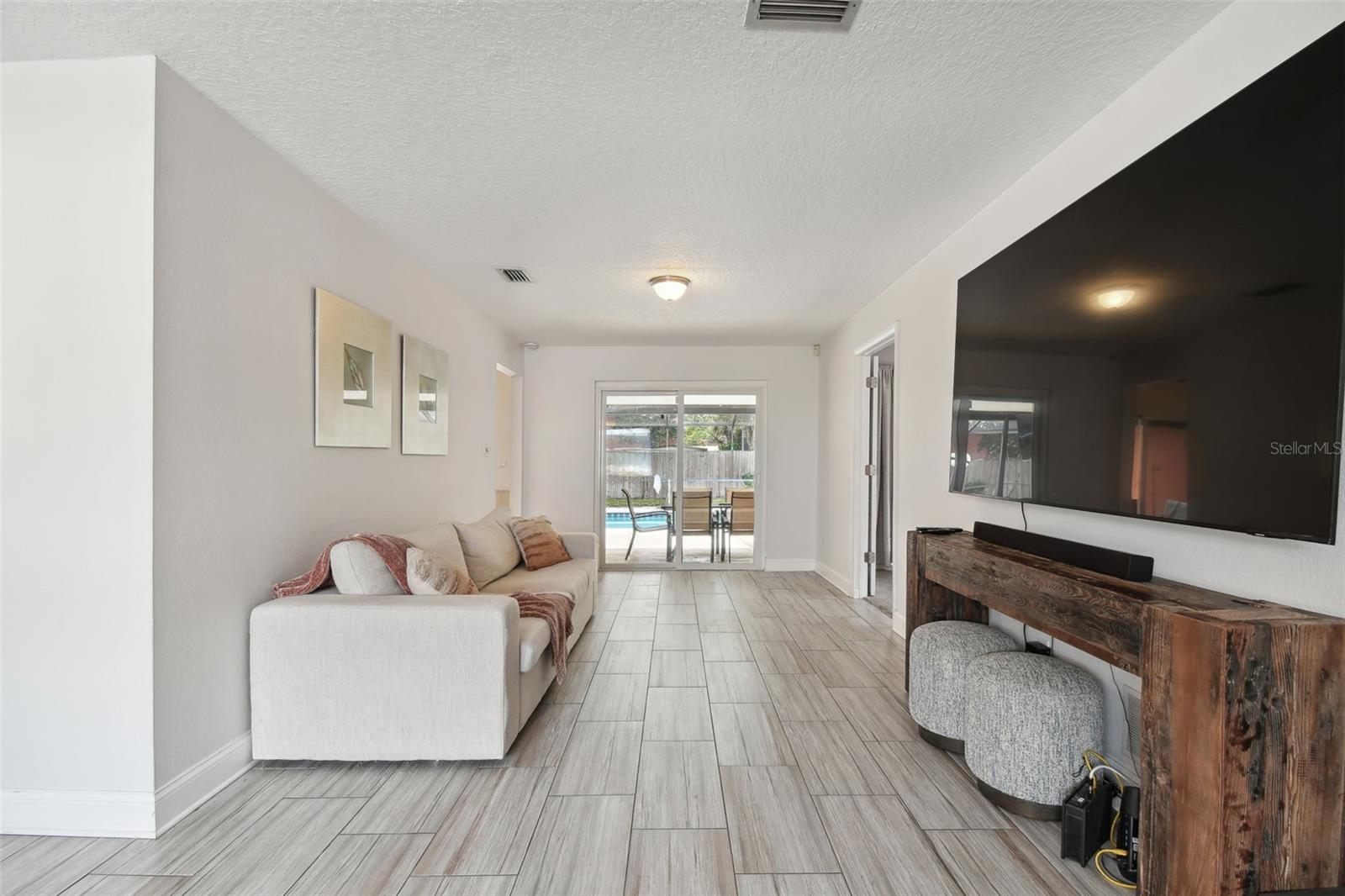 11467 93RD ST, LARGO, FL, 33773