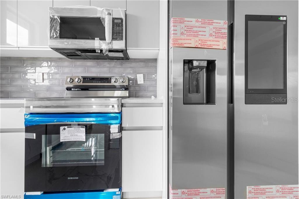 1806 NE 21ST PL, CAPE CORAL, FL, 33909