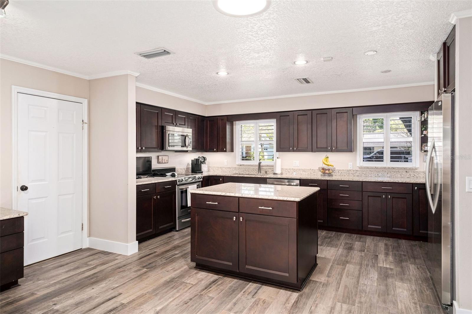 1227 OVERLAKE AVE, ORLANDO, FL, 32806