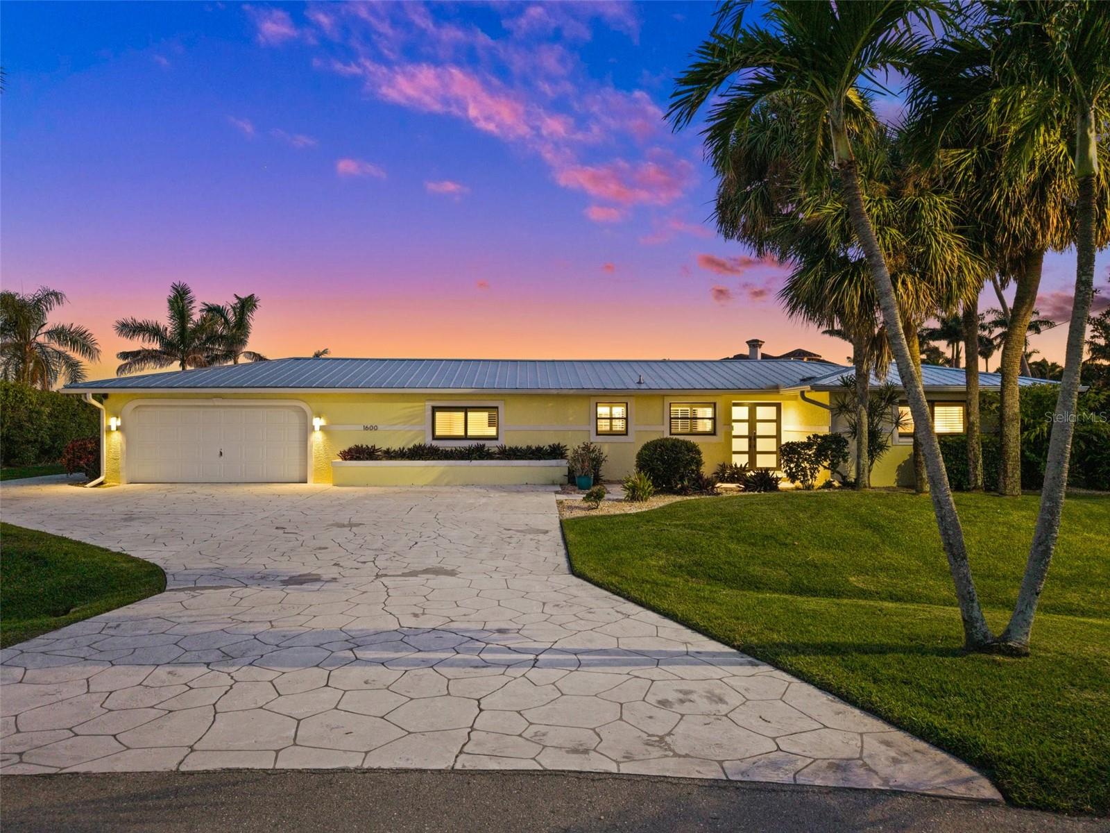 1600 EDITH ESPLANADE, CAPE CORAL, FL, 33904