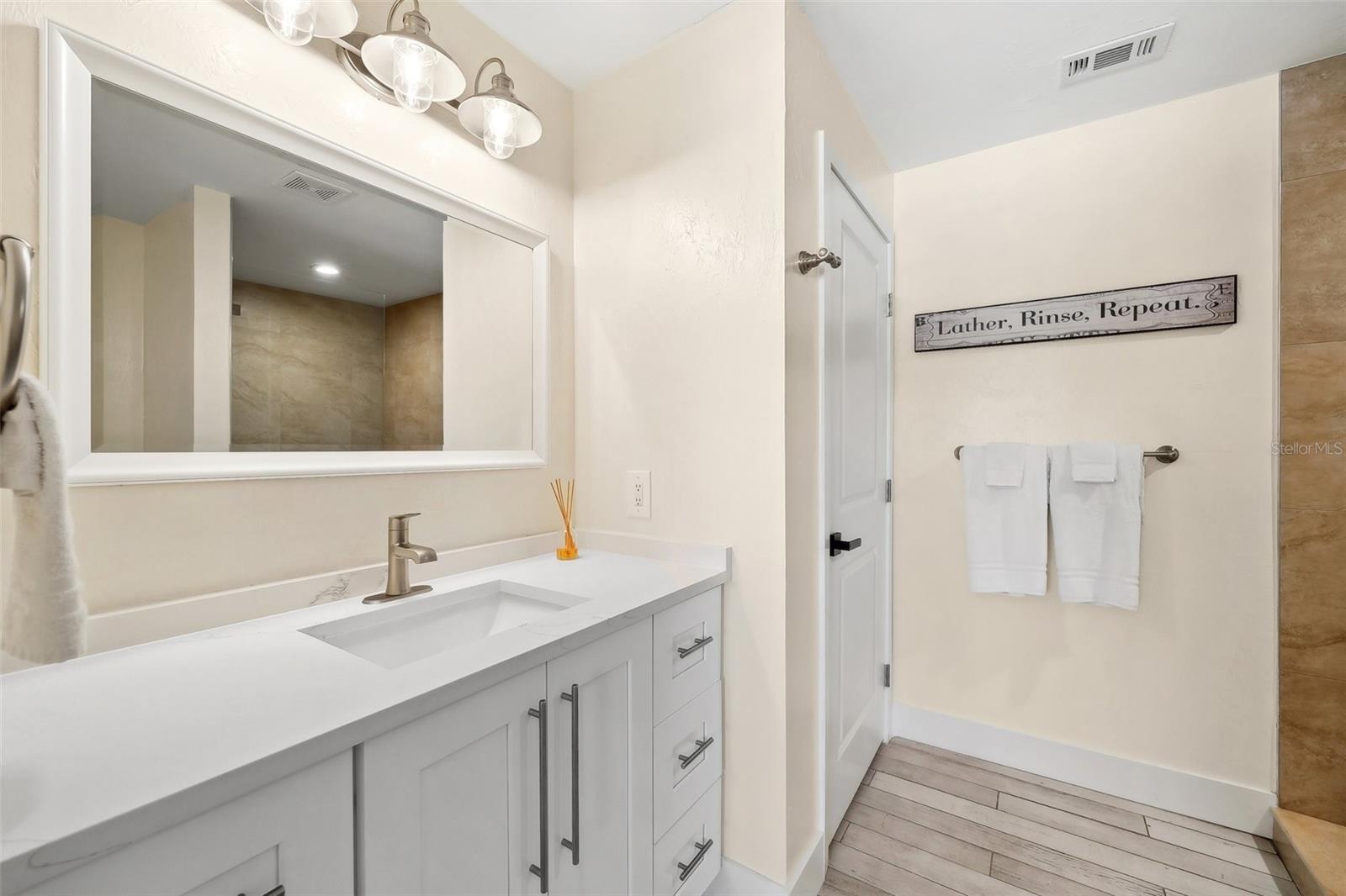 1600 EDITH ESPLANADE, CAPE CORAL, FL, 33904