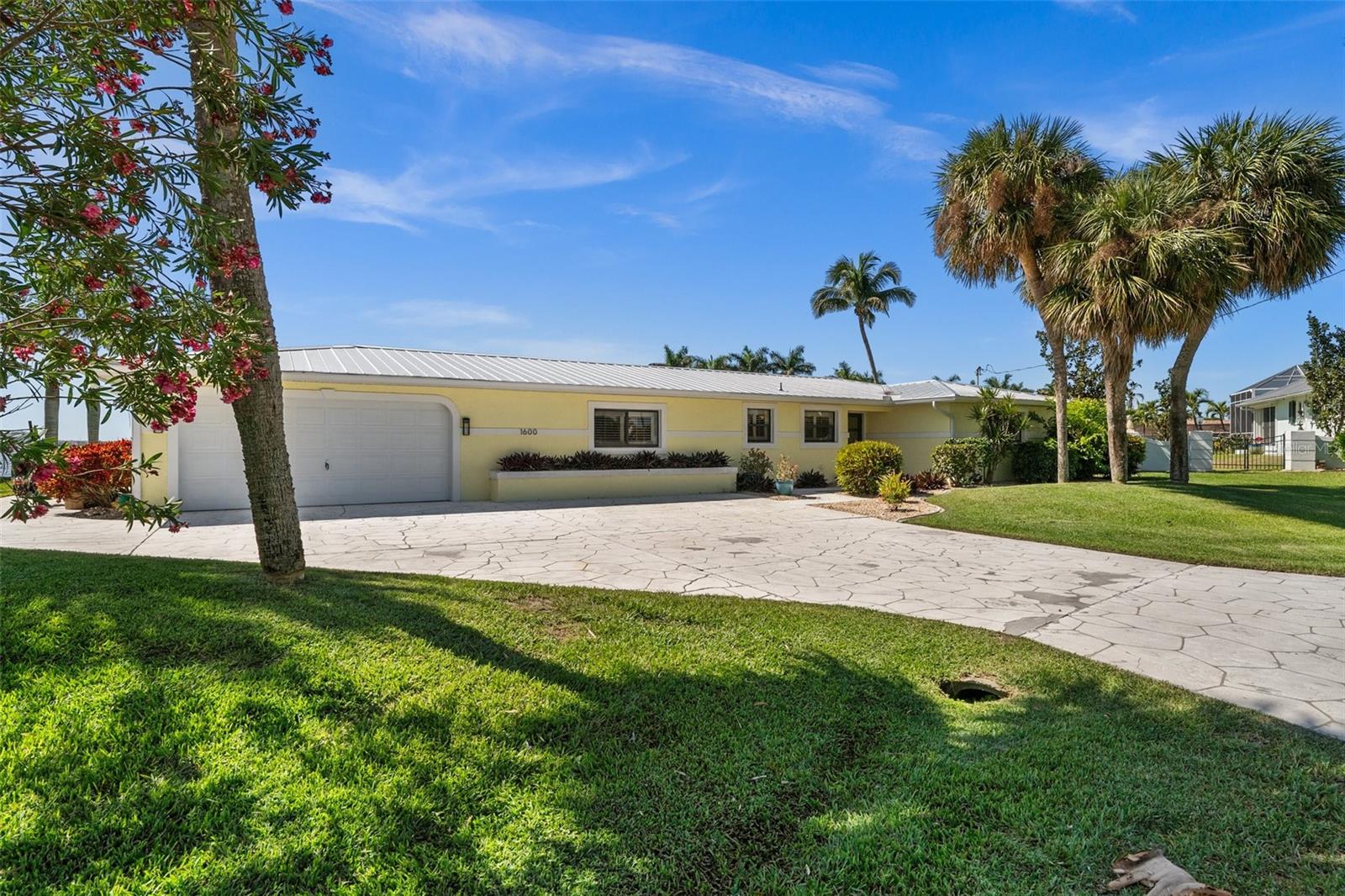 1600 EDITH ESPLANADE, CAPE CORAL, FL, 33904