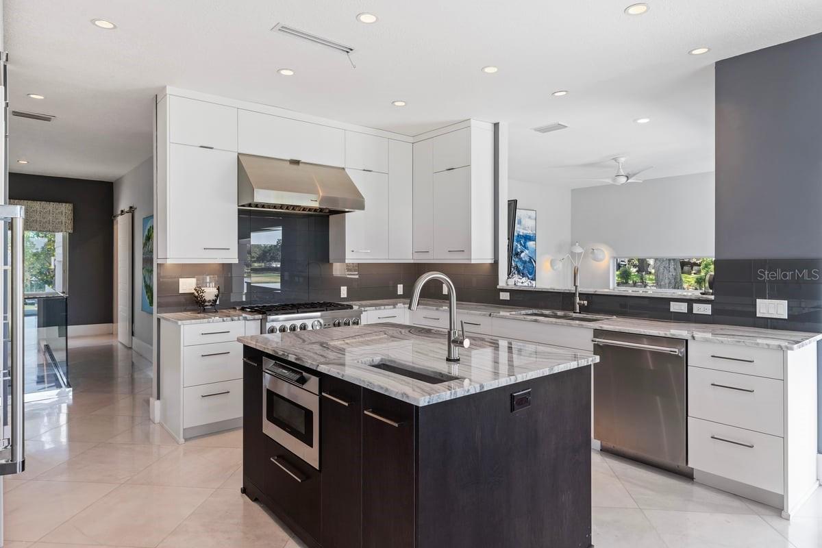 9000 SHAWN PARK PL, ORLANDO, FL, 32819