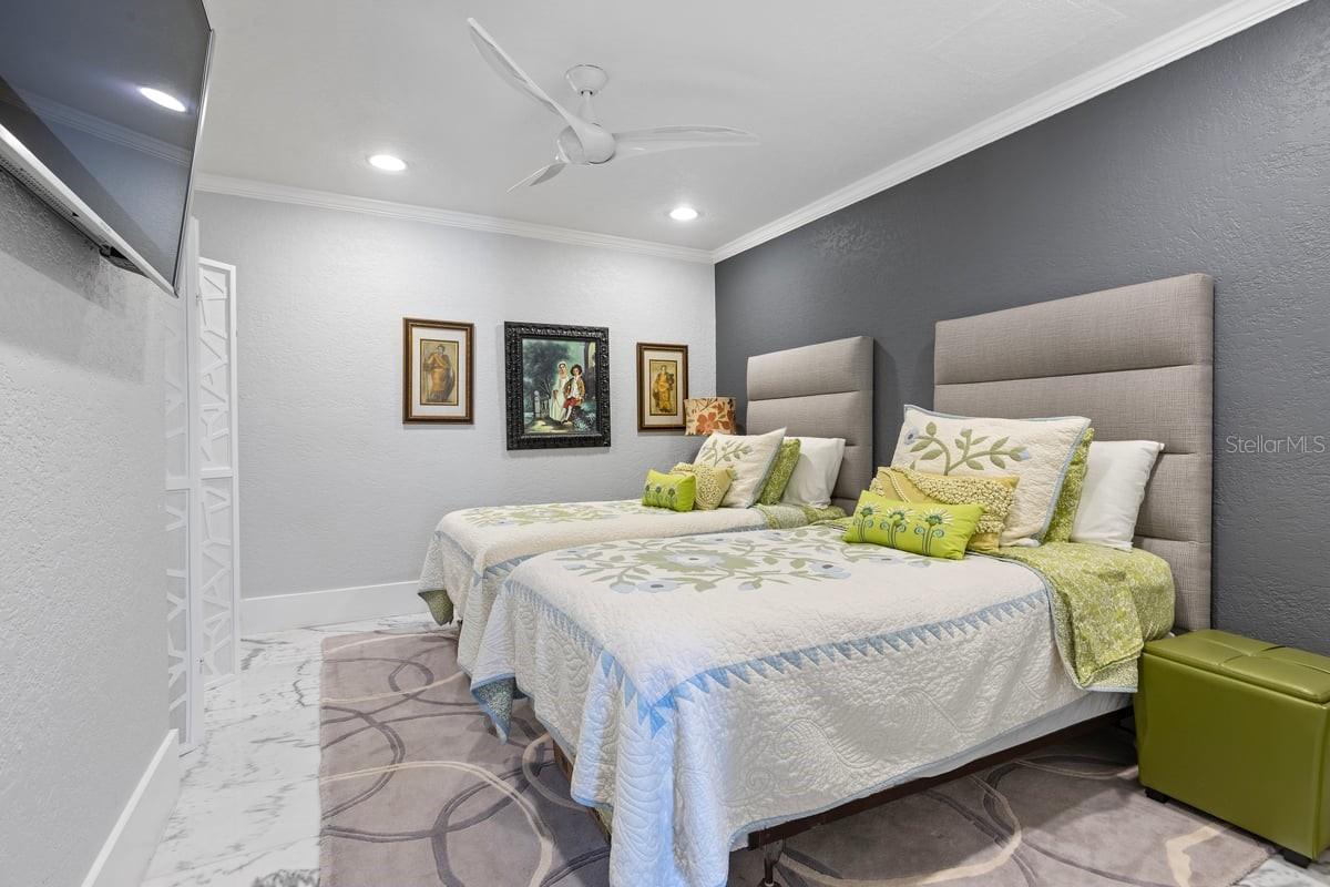 9000 SHAWN PARK PL, ORLANDO, FL, 32819