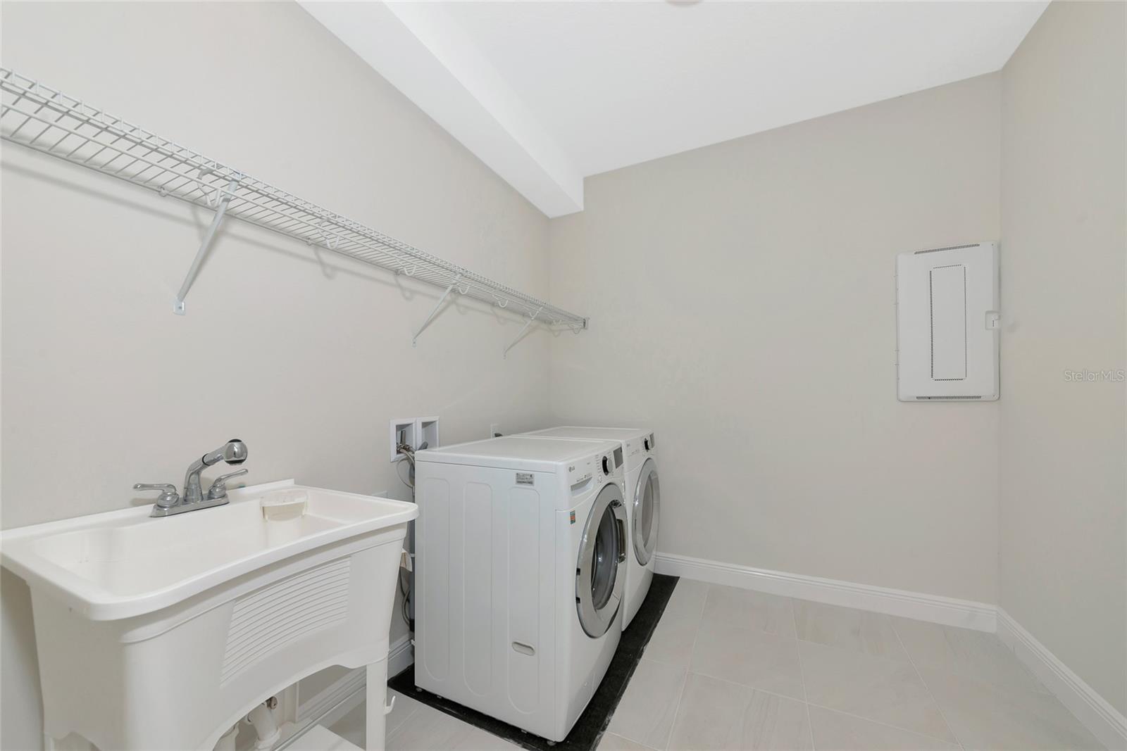 4881 ANTRIM DR, SARASOTA, FL, 34240