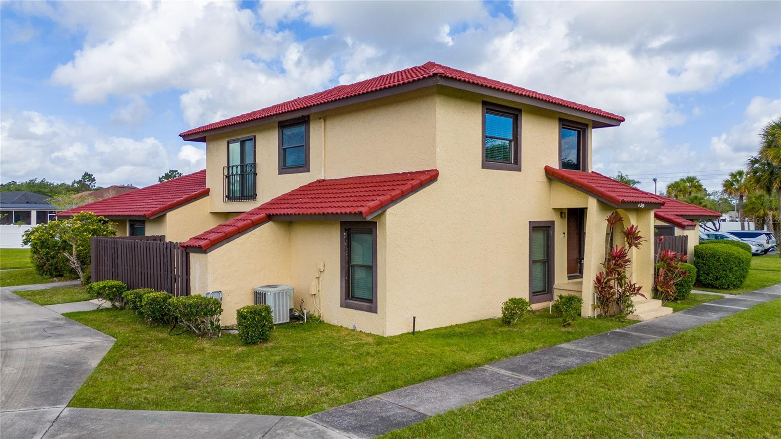 430 HUNTER CIR, KISSIMMEE, FL, 34758