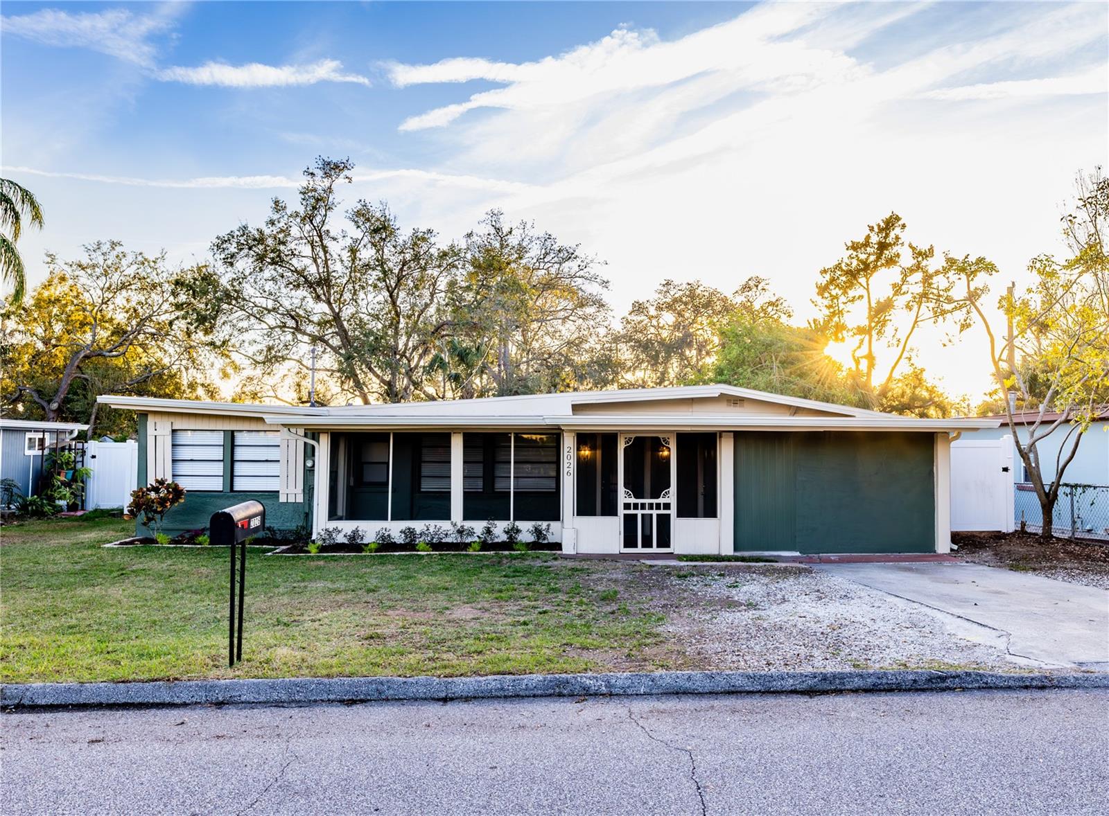 2026 SUNSET LN, CLERMONT, FL, 34711