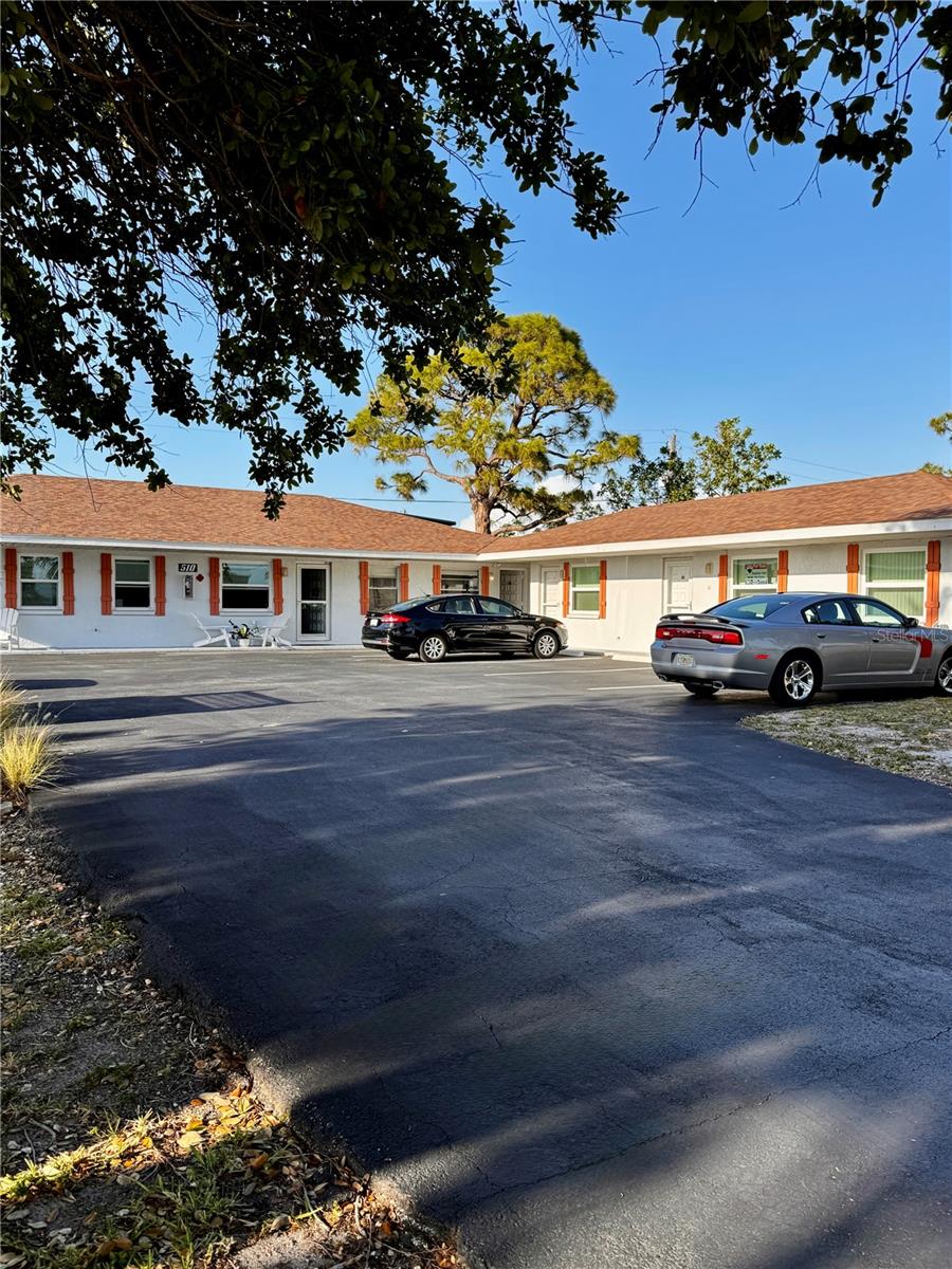 510 AIRPORT AVE E #2C, VENICE, FL, 34285
