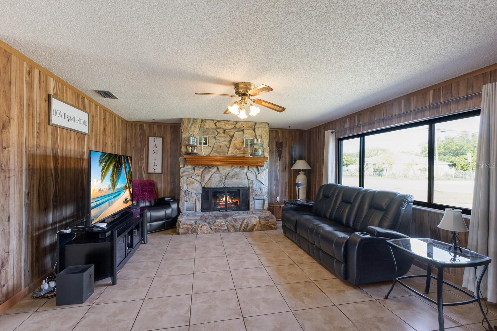 3123 40TH AVE W, BRADENTON, FL, 34205