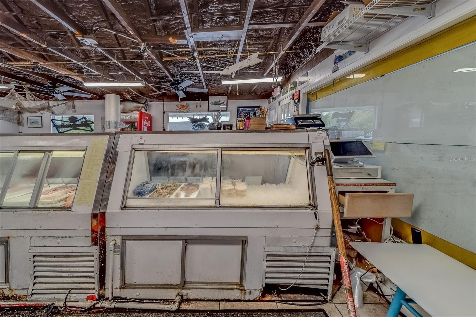 11055 SEMINOLE BLVD, LARGO, FL, 33778