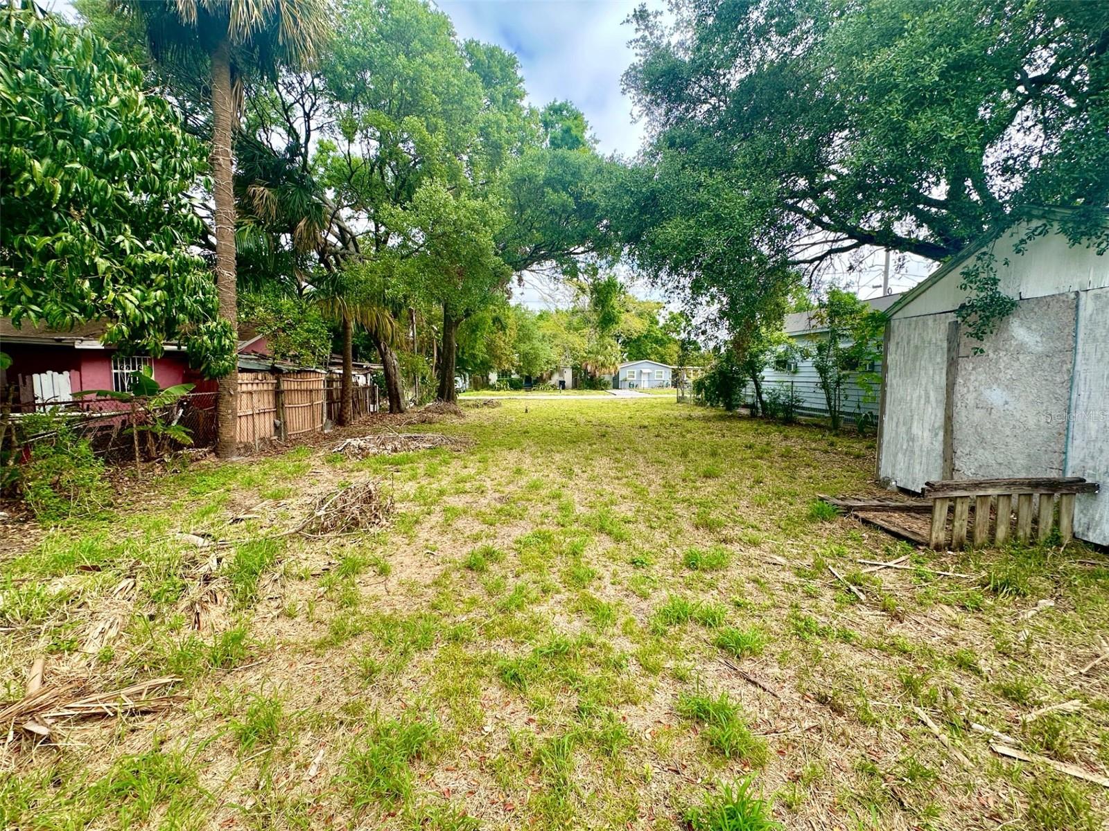 2011 STUART ST, TAMPA, FL, 33605