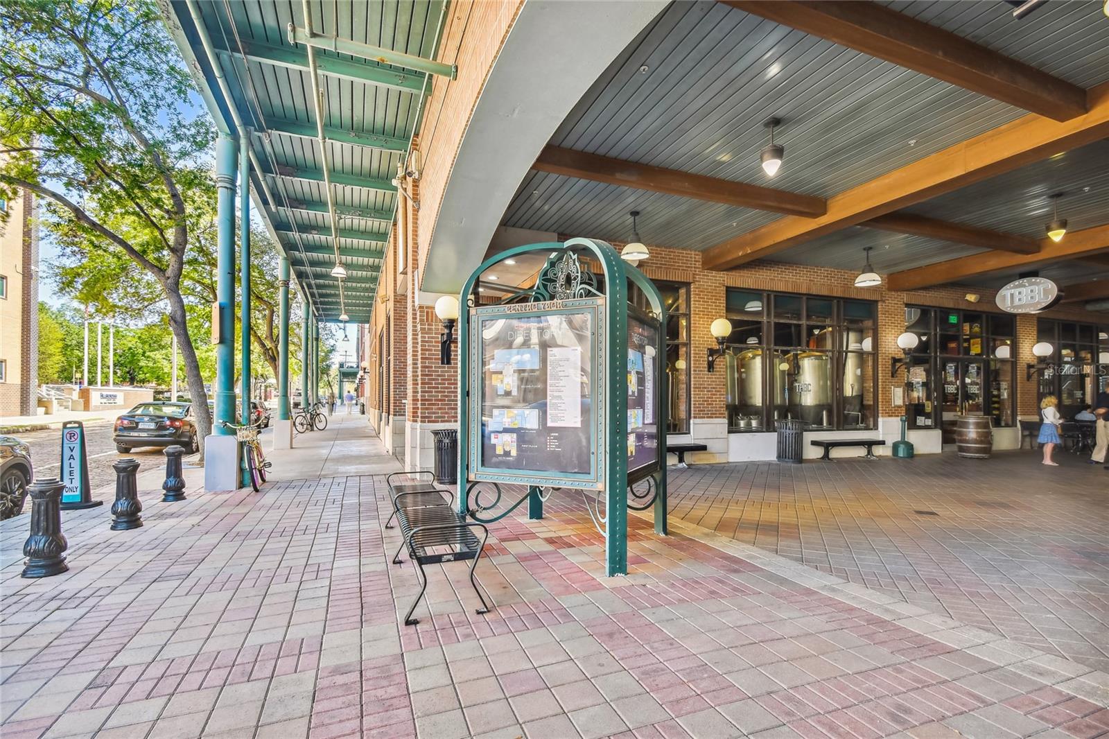 2011 STUART ST, TAMPA, FL, 33605